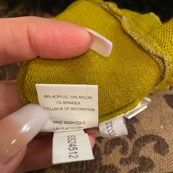 Mud Pie Vintage Style Knit Gloves - Picture 3 of 5